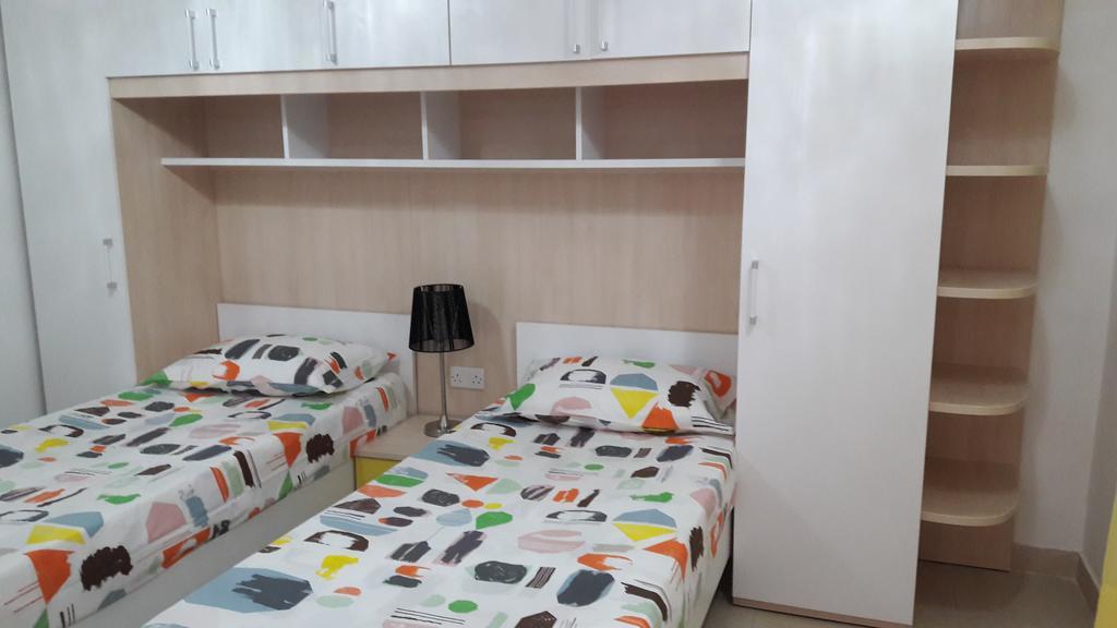 Blue Skies Apartment Marsaskala Bagian luar foto