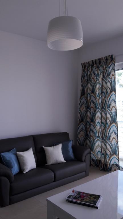 Blue Skies Apartment Marsaskala Bagian luar foto