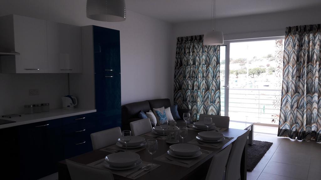 Blue Skies Apartment Marsaskala Bagian luar foto
