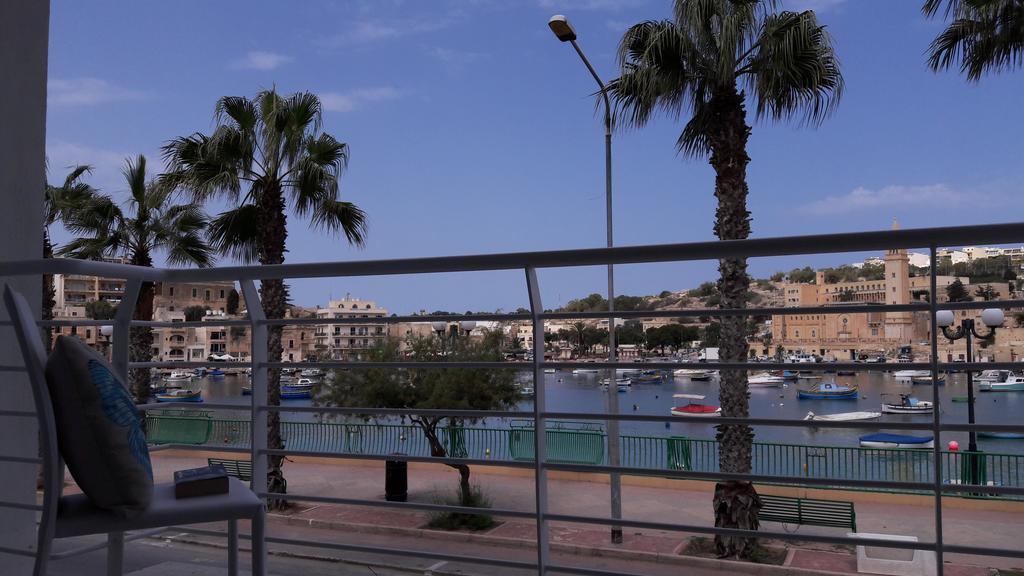 Blue Skies Apartment Marsaskala Bagian luar foto