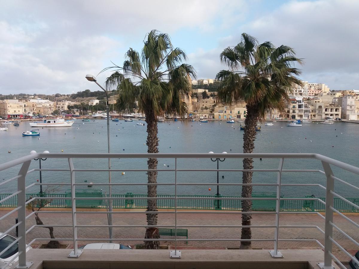 Blue Skies Apartment Marsaskala Bagian luar foto