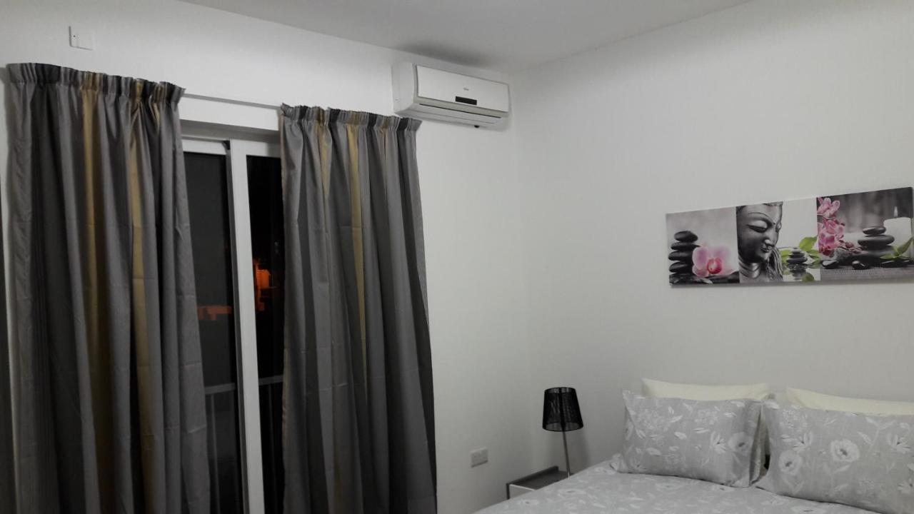 Blue Skies Apartment Marsaskala Bagian luar foto